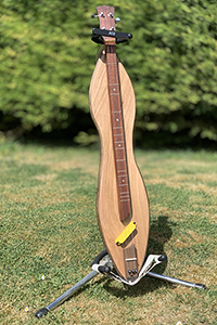 Electric dulcimer